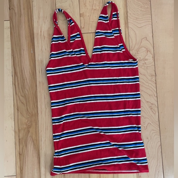EXPRESS RED STRIPED DOUBLE V-NECK FITTED TANK TOP - Picture 5 of 6
